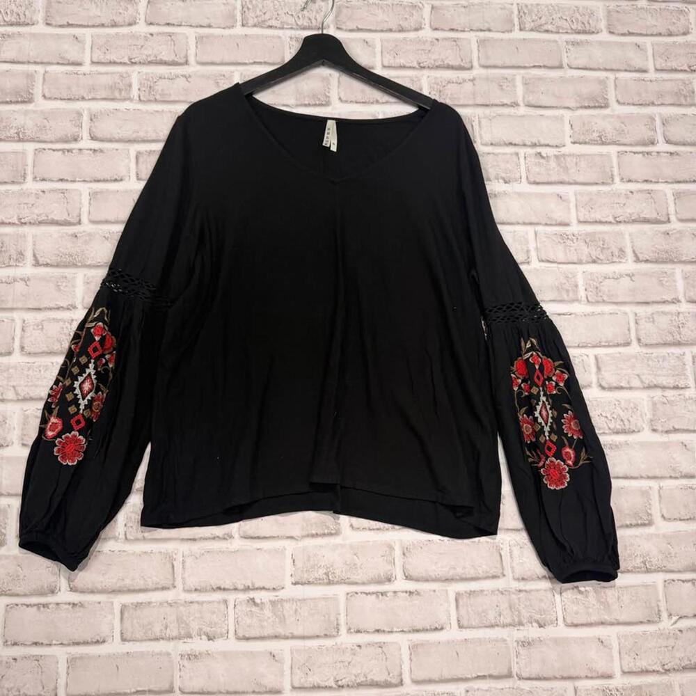 Roper Women's Size XL‎ Puff Sleeve Embroided V-neck Blouse Pirate Western